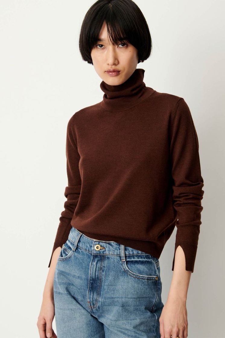 TINDRA TURTLENECK SWEATER  Chicore