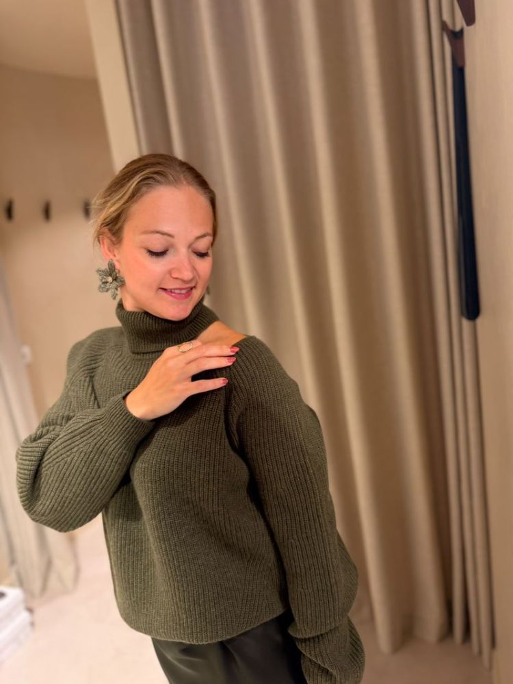MARENNA ASYMMETRICAL SWEATER Moss Olive